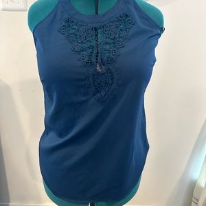 NY&Co blue top with lace detail